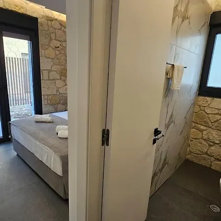 Exclusive New With Private Pool - 3br